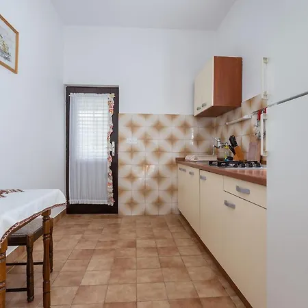 Marijana アパート