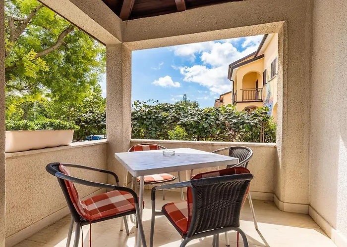 アパート Marijana ポレッチ