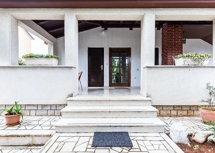 アパート Marijana *